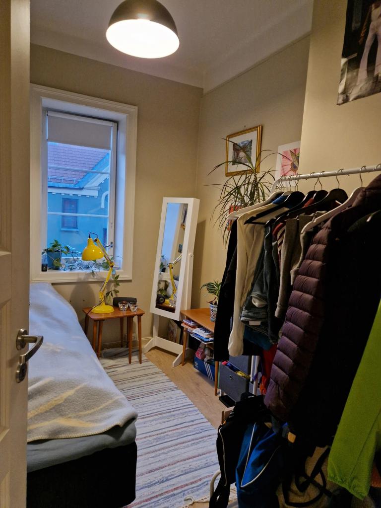 Slik ser rommet ut når det er møblert